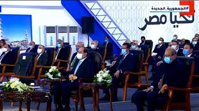 السيسي: نواجه إشكالية التخلف بسبب الجهل والفقر وقلة الوعي