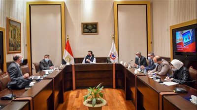 خالد عبد الغفار يتابع الاستعدادات النهائية لإطلاق المنظومة الإلكترونية لخدمات العلاج على نفقة الدولة