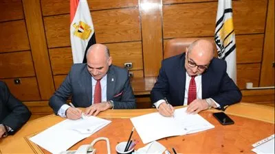 توقيع بروتوكول تعاون بين جامعتي الأقصر وأسيوط في الطب