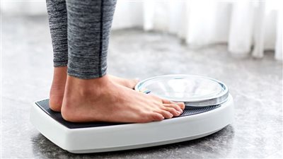 طبيب يكشف عن حل سحري لخفض الوزن دون جراحة (فيديو)