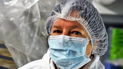  العالم فى حالة تأهب.. الفيروس الجديد يحمل ٣٥ طفرة جديدة وقد يكون قادرًا على الهرب من الجهاز المناعي