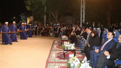 وزيرة الثقافة ونائب محافظ الأقصر يفتتحان مهرجان التحطيب بالقرنة الجديدة