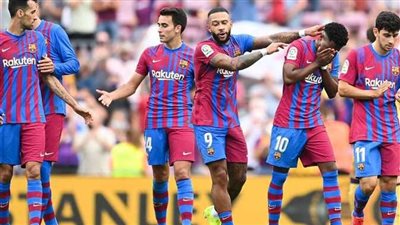 صراع إنجليزي شرس على ضم نجم برشلونة