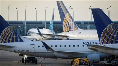 أمريكا تعلن إلغاء أكثر من 100 رحلة طيران في أعياد الميلاد بسبب تفشي 