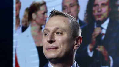 اختراق هاتف سيناتور بولندي معارض ببرنامج 