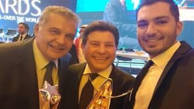 المنتج محسن جابر يدعو هانى شاكر لإعطاء فرصة أخرى للموقوفين عن العمل