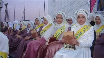 بينهم الأولى عالميا.. تكريم 115 حاملا للقرآن بقرية أبو رجوان في الجيزة (صور)