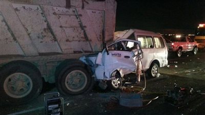 بالأسماء.. إصابة 10 ركاب في تصادم سيارتين بالصحراوي الغربي ببني سويف