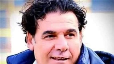 شحاته يمنح لاعبي المنيا قبل الإستعداد لمباراة المدينة