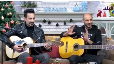 عمر الشافعي: حاولت الوصول للناس بالعزف والغناء في الشارع