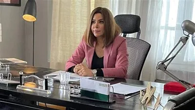 ألفت عمر ترعى بطلات مصر في حكاية 