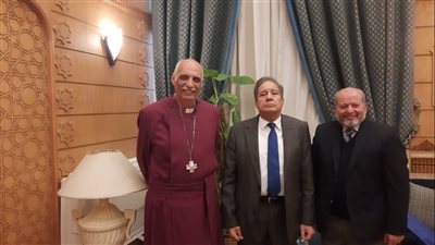 رئيس الأسقفية يطلع مستشار 