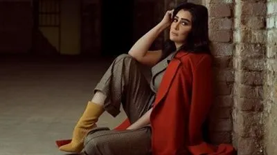 غادة عبد الرازق بإطلالة شتوية أنيقة في أحدث ظهور