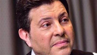 هاني شاكر يفاجئ مطربي المهرجان بتقييد عنبة في النقابة