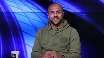 إينو: شريف أفضل مهاجم في مصر.. وهذه نصيحتى للسولية