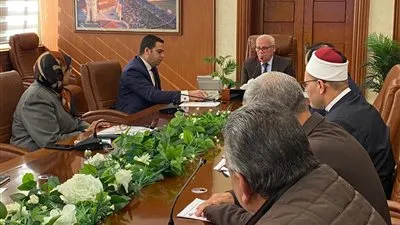 محافظ بورسعيد يترأس اجتماع المجلس الإقليمي للسكان