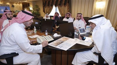 أمين العاصمة المقدسة يناقش الفرص الاستثمارية في نادي حراء الرياضي