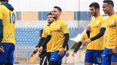 براون يركز على الجمل الفنية والتكتيكية في تدريبات الإسماعيلي