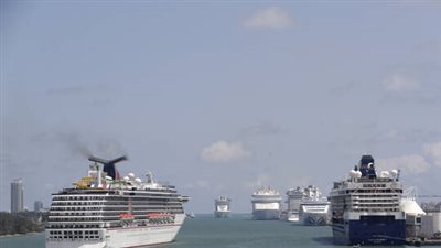 السلطات الصحية الأمريكية تحذر من الرحلات البحرية بغض النظر عن حالة التطعيم