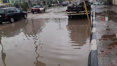 حملات مكثفة لشفط مياه الأمطار بالدقهلية (صور)