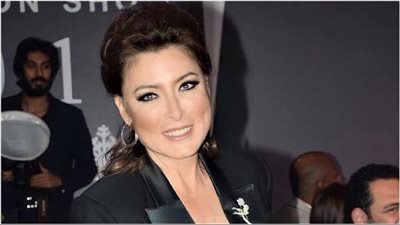 حجز محاكمة المتهم بسب وقذف الفنانة أنوشكا بسبب كلب للنطق بالحكم