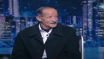 مدير مدرسة بالإسكندرية: الفصول بيتي وأنظفها كل يوم منذ 4 سنوات 