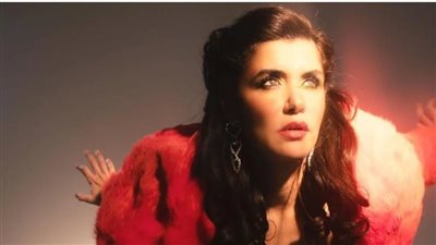 غادة عادل تواصل تصوير مشاهدها في 