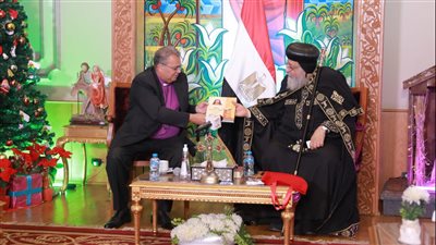رئيس الإنجيلية يهنئ البابا تواضروس: بابا المحبة ورمز مصري وطني كبير