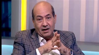 محمد موسى يلقن طارق الشناوي درسا قاسيا على الهواء (فيديو)