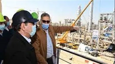 وزير البترول: ضخ استثمارات 2.4مليار دولار لزيادة طاقة التكرير مصفاة ميدور 