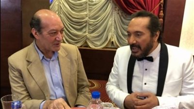  انهيار علي الحجار في جنازة شقيقه أحمد الحجار