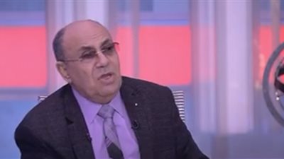 مبروك عطية: 