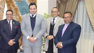 انطلاق محاضرة التعامل الإعلامي بمعهد إعداد القادة والضباط