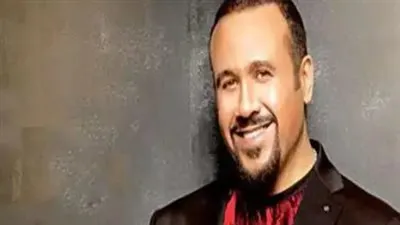 الليلة.. هشام عباس يحيي أولى حفلات مهرجان أبيدوس