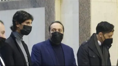 علي الحجار يستقبل عزاء شقيقه في الحامدية الشاذلية (صور)