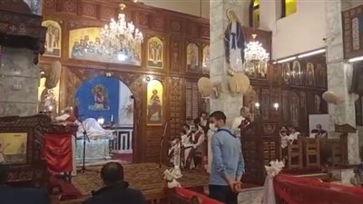 أقباط الدقهلية يؤدون قداس عيد الميلاد المجيد (فيديو وصور) 