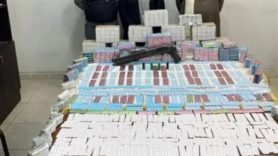 بـ41 ألف قرص مخدر وسلاح ناري.. سقوط أخطر تجار الكيف بالمنيرة الغربية