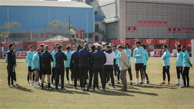 تصعيد 5 لاعبين لمران الأهلي