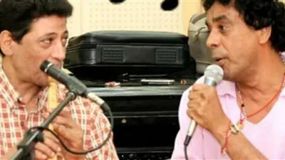 بسبب سرطان الحنجرة.. العازف بفرقة محمد منير 