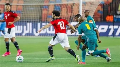 مصر تتواصل مع الكاميرون لتأمين محمد صلاح بأمم إفريقيا