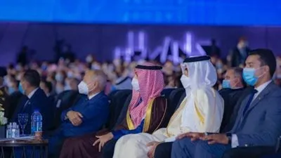 نيابة عن خادم الحرمين.. وزير الرياضة يشارك في افتتاح منتدى شباب العالم بشرم لشيخ