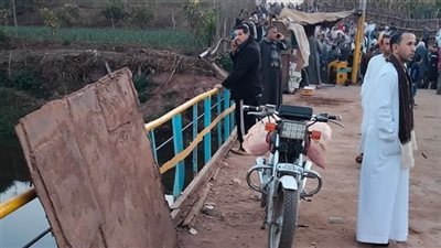 النيابة تنتقل لموقع حادث سقوط سيارة نقل بمنشأة القناطر