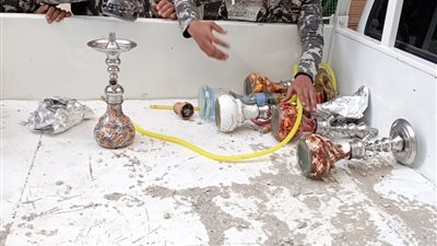 تحرير ٥٤ محضرا ومصادرة ٥٠ شيشة وتشميع ١٢ محلا خلال حملة مكبرة بالإسماعيلية