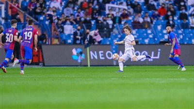 ريال مدريد يتفوق على برشلونة ويخطف صفقة مميزة