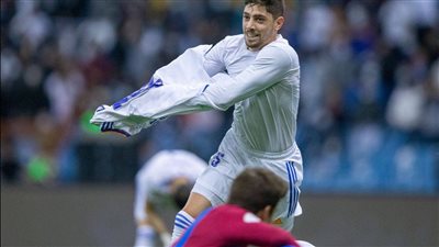  ريال مدريد يضرب برشلونة بالثلاثة ويتأهل إلى نهائي السوبر الإسباني