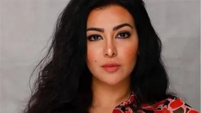 ميريهان حسين تظهر بشخصية 