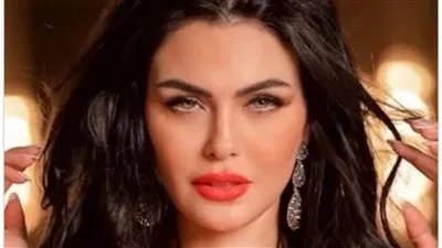 دارين حداد تستعرض جمالها في أحدث ظهور لها 