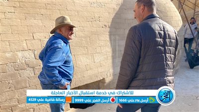 زاهي حواس يكشف أسرار سراديب أبو الهول للاعب الكورة الهولندي رود خولييت (صور) 