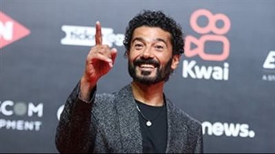 بهذه الكلمات.. خالد النبوي يهنئ هند صبري على مسلسلها الجديد 