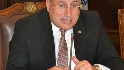 10 قرارات عاجلة لدعم العاملين بجامعة الإسكندرية في الخدمات الطبية 